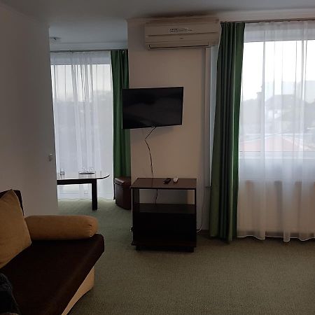 Pension Yasmine Timisoara Esterno foto