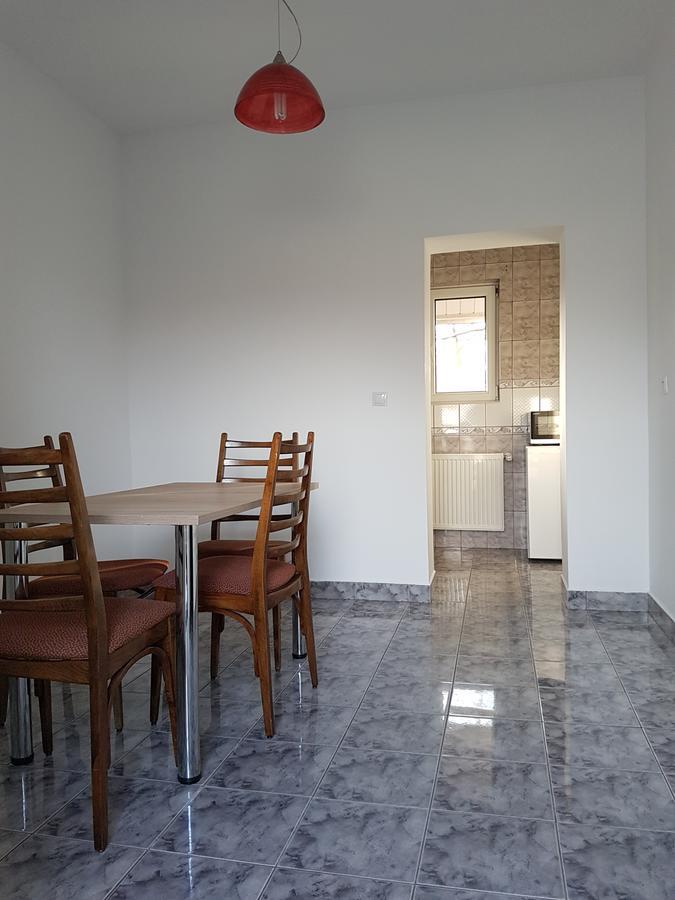 Pension Yasmine Timisoara Esterno foto