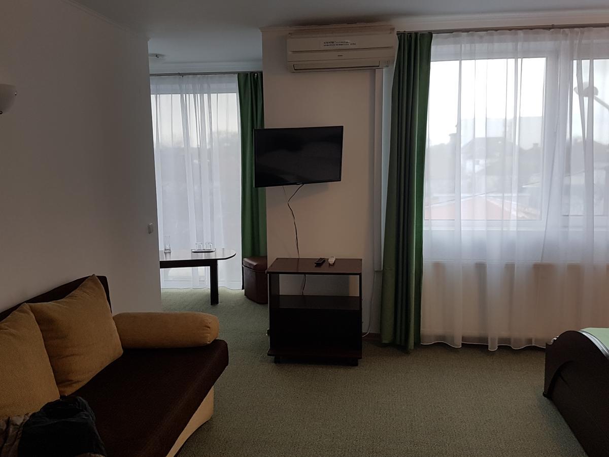 Pension Yasmine Timisoara Esterno foto